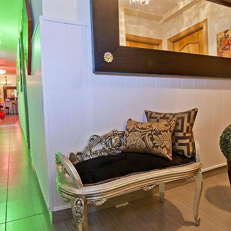 Hostal Oxum Madrid Beltér fotó