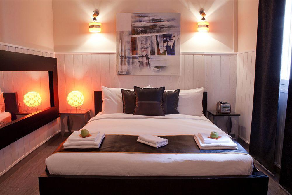Hostal Oxum Madrid Szoba fotó