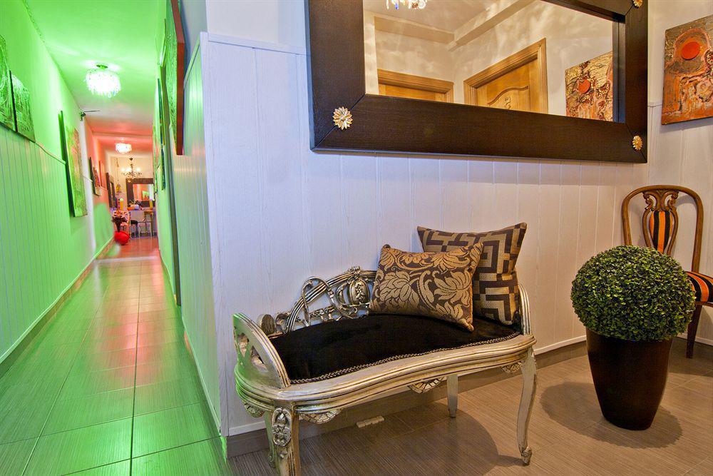 Hostal Oxum Madrid Beltér fotó