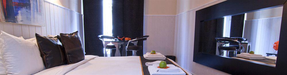 Hostal Oxum Madrid Kültér fotó