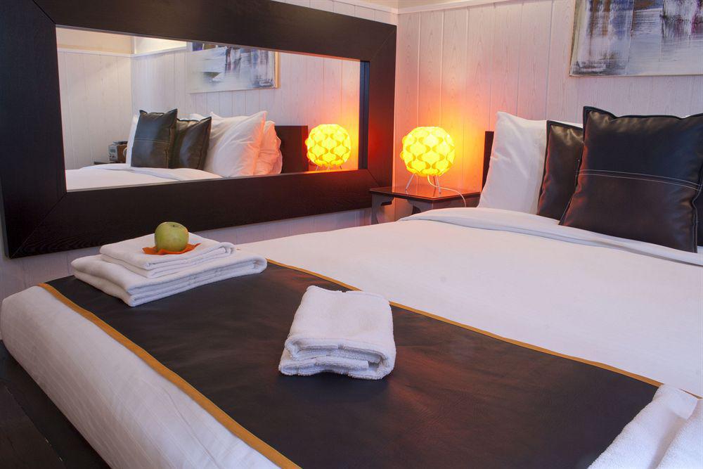 Hostal Oxum Madrid Kültér fotó